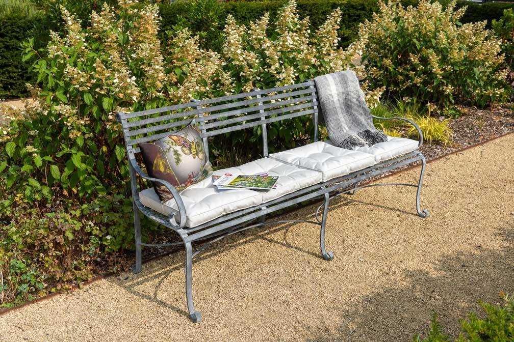 4-Seater-Bench-with-Back-1_3028.jpg 4-Seater-Bench-with-Back-1_3028.jpg