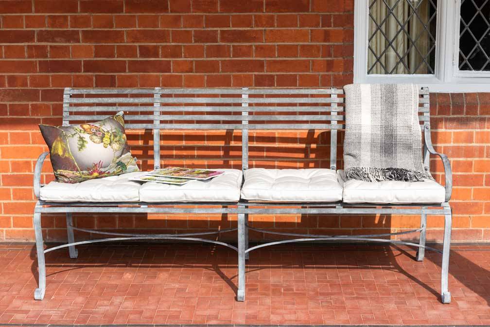 4-Seater-Bench-with-Back-3_3030.jpg 4-Seater-Bench-with-Back-3_3030.jpg