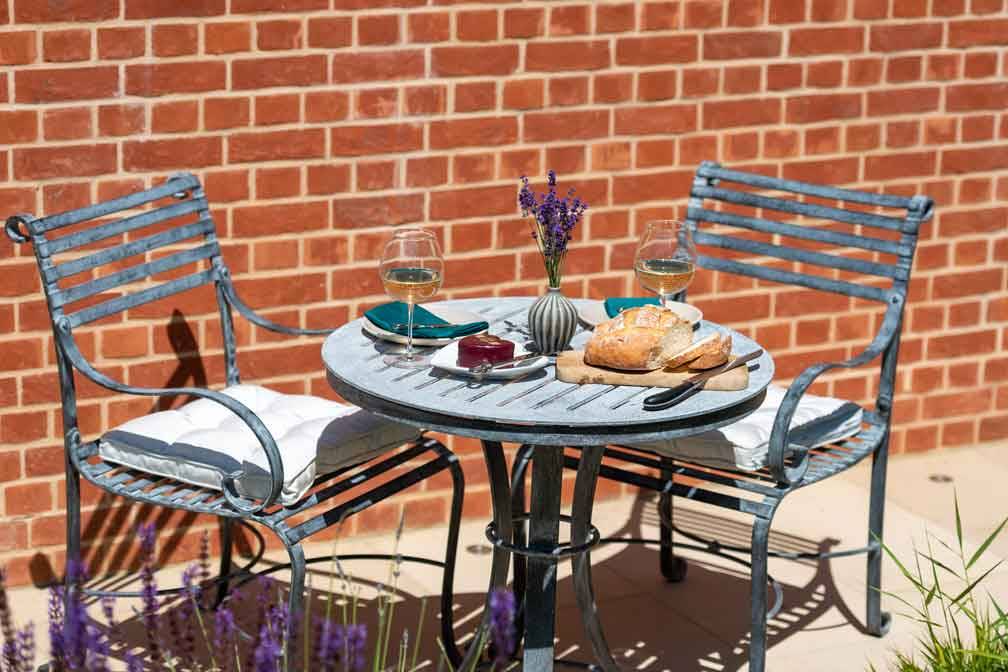 Bistro-Set-3_2992.jpg Bistro-Set-3_2992.jpg