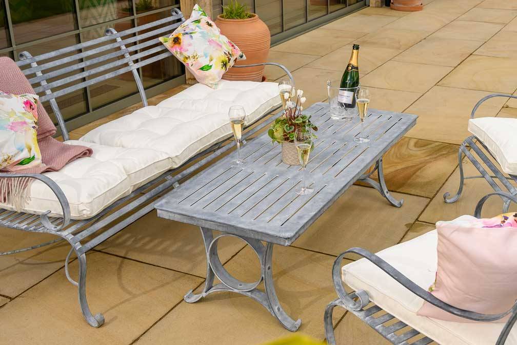 Large-Coffee-Table-3_2978.jpg Large-Coffee-Table-3_2978.jpg