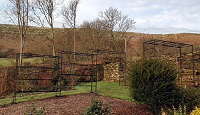 Square Arches Linked on a Slope 1 Square Arches Linked on a Slope 1