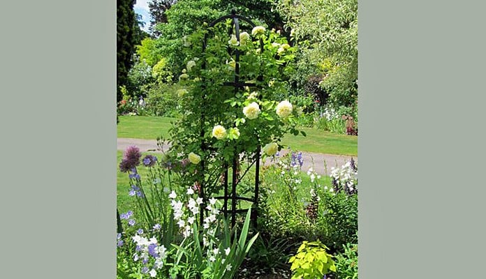 Steel Round Obelisk, Mr Theobald - Nottinghamshire 