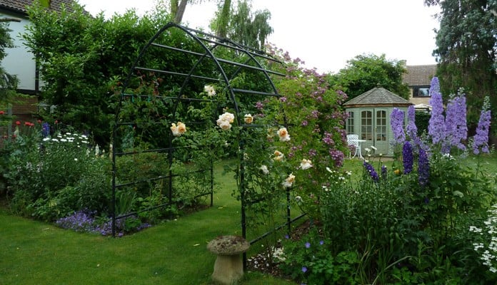 Gothic Rose Arch, Mr. Noble