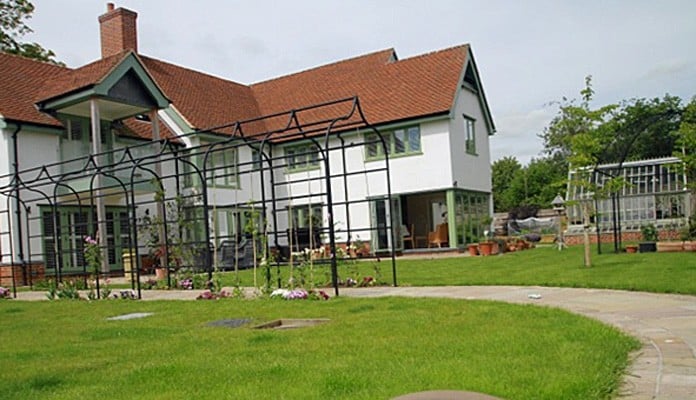 1.5m W x 9.23m L Ogee Pergola, Mr Lindsay - Colchester 1.5m W x 9.23m L Ogee Pergola, Mr Lindsay - Colchester