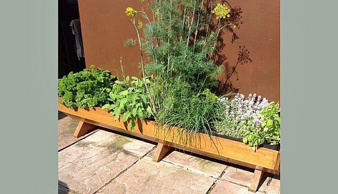 6ft Micro Manger, Mr Gross - Suffolk 6ft Micro Manger, Mr Gross - Suffolk