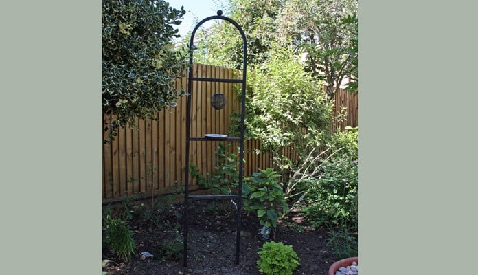 Arch Topped Bird Feeding Station