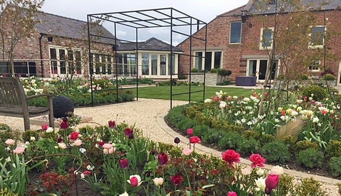 Daisy Barn Garden Square Pergola