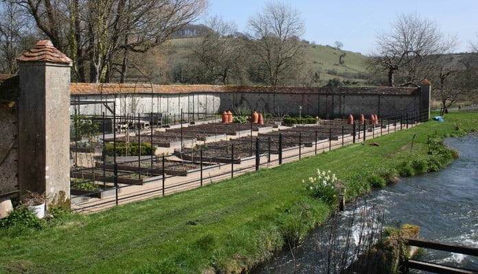 Walled Garden Estate Fencing Complete 3