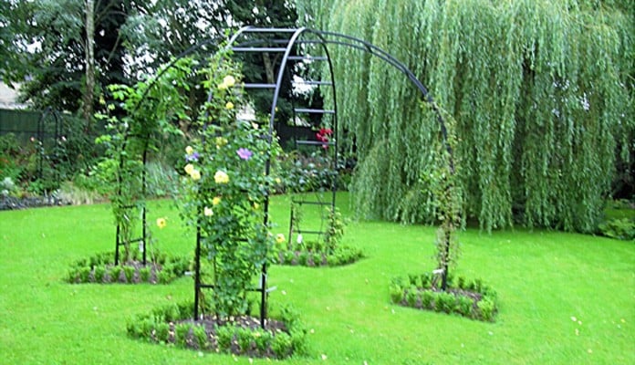 Harrod Roman Rose Arch Gazebo, Mr Hull - West Yorkshire Harrod Roman Rose Arch Gazebo, Mr Hull - West Yorkshire