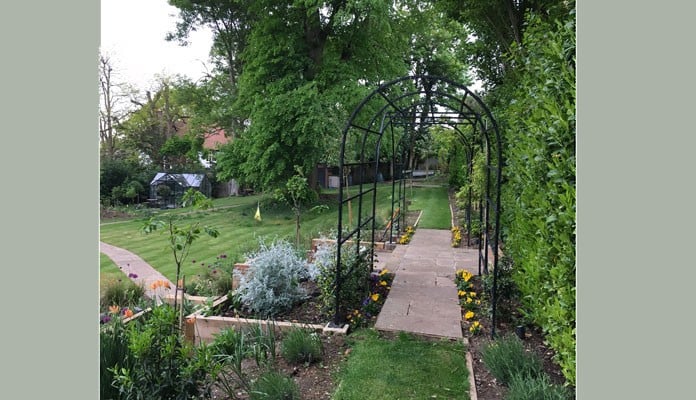 Roman Bisecting Pergola Above Ground Spring 3