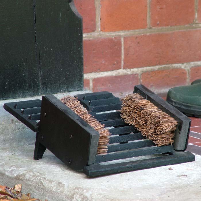 Cast Iron Boot Brush and Jack Harrod Horticultural (UK)