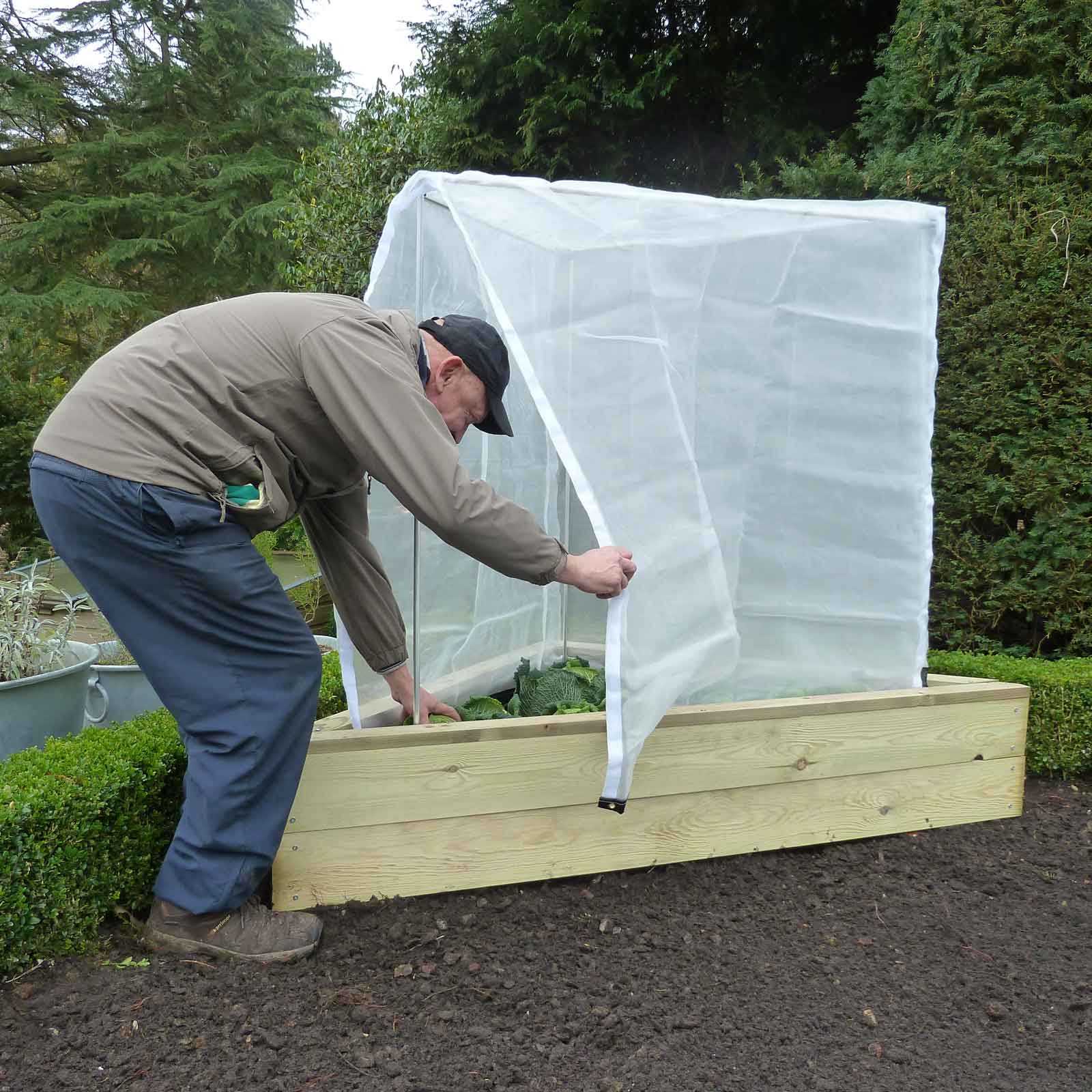 Corner Wooden Raised Beds Raised Beds at Harrod Horticultural