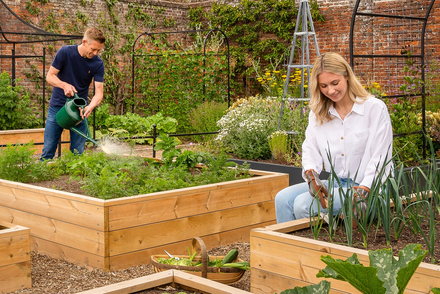 thumbnail image 2 of UNHO Rot-Resistant Wooden Elevated Raised Garden Bed – 65x33x16 Cm For Vegetables & Flowers 2 of 4
