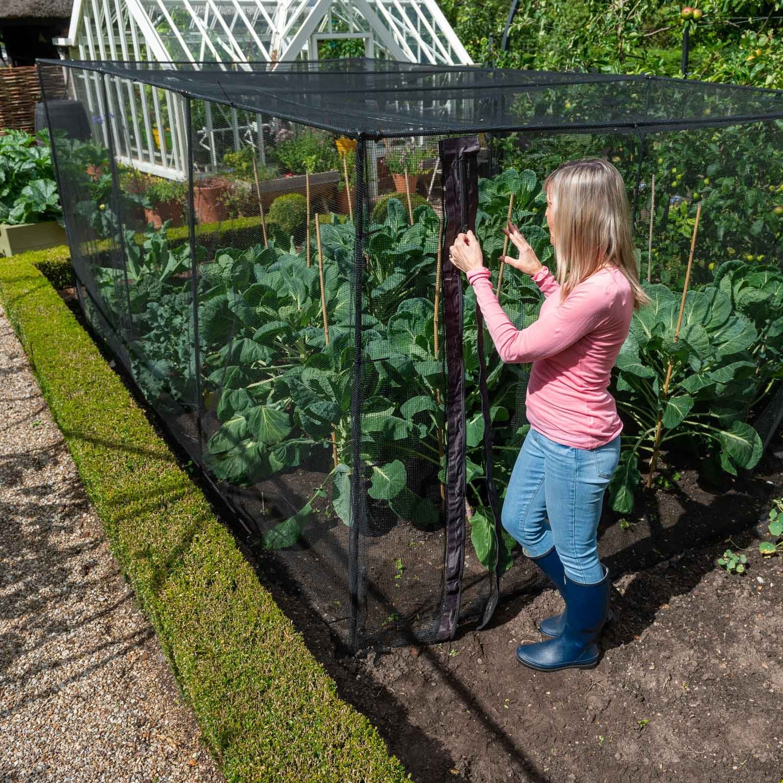 Single Zip Garden Net Access Strip Harrod Horticultural