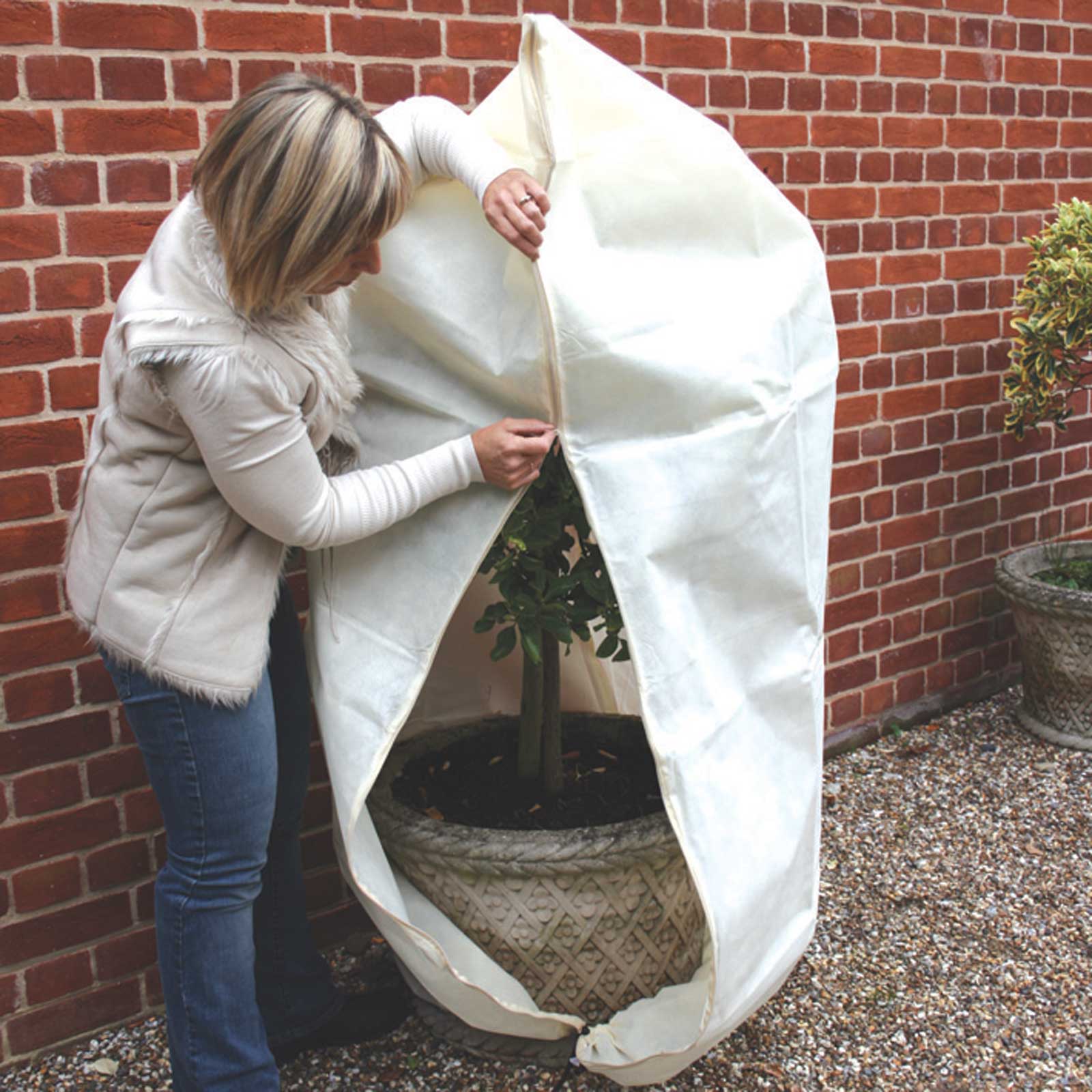 Fleece Plant Jackets - Harrod Horticultural (UK)