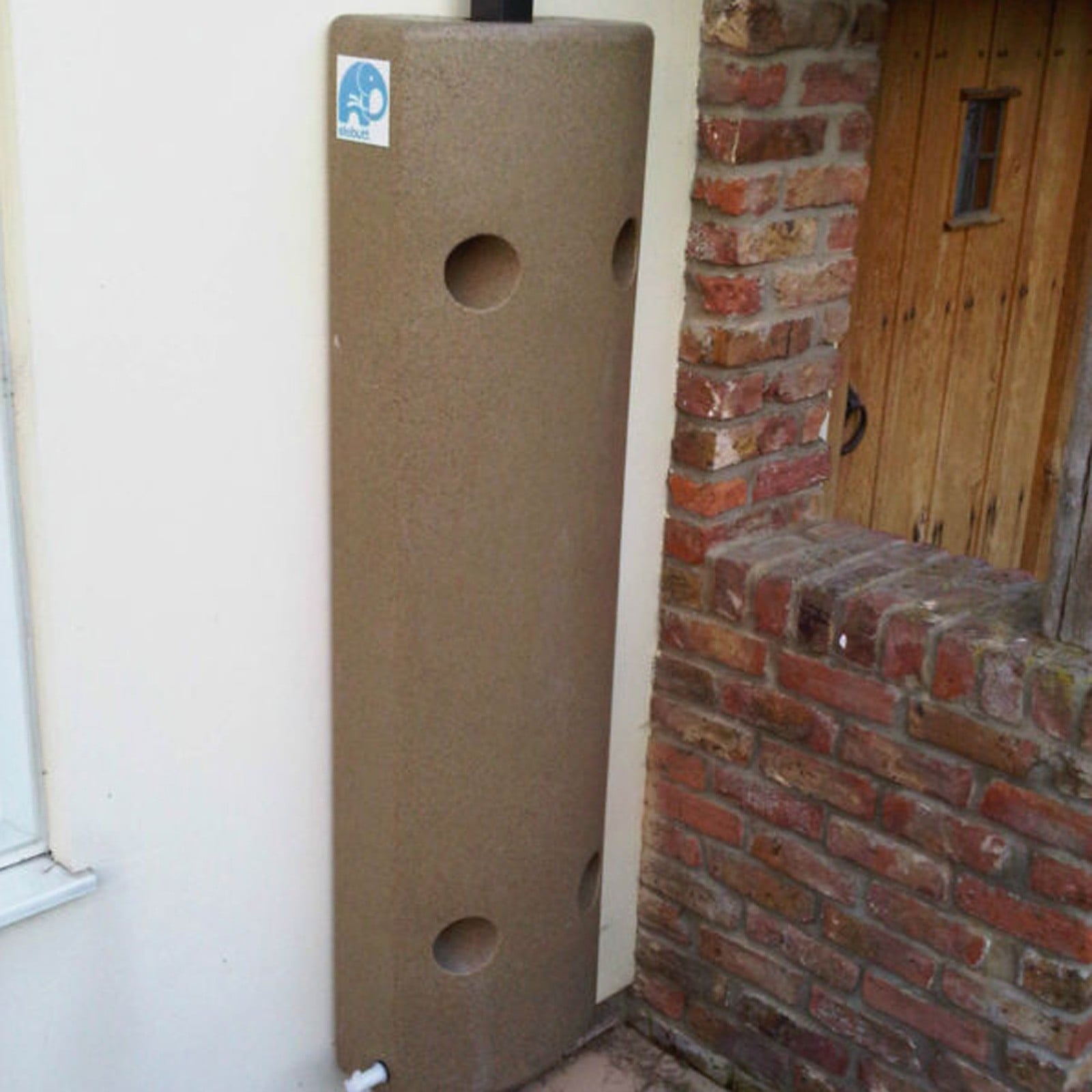 100L Wall Mounted Water Butt at Harrod Horticultural