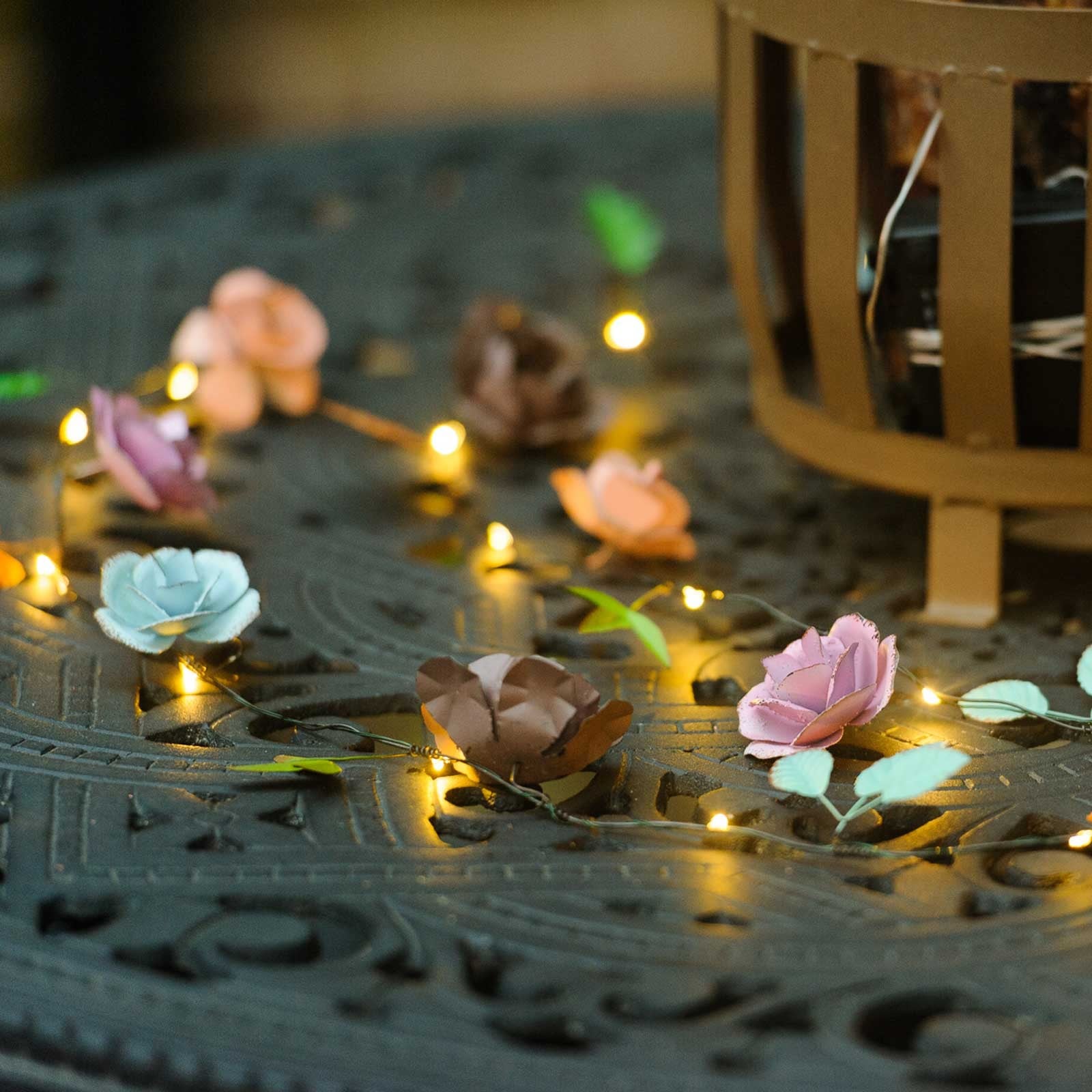 Automatic LED String Lights Rose Design Harrod Horticultural