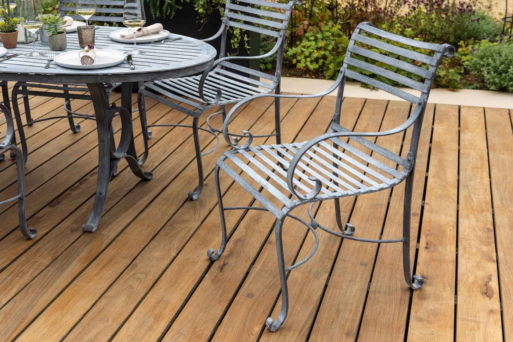Traditional Carver Steel Garden Chair - The Southwold Collection by Harrod Horticultural