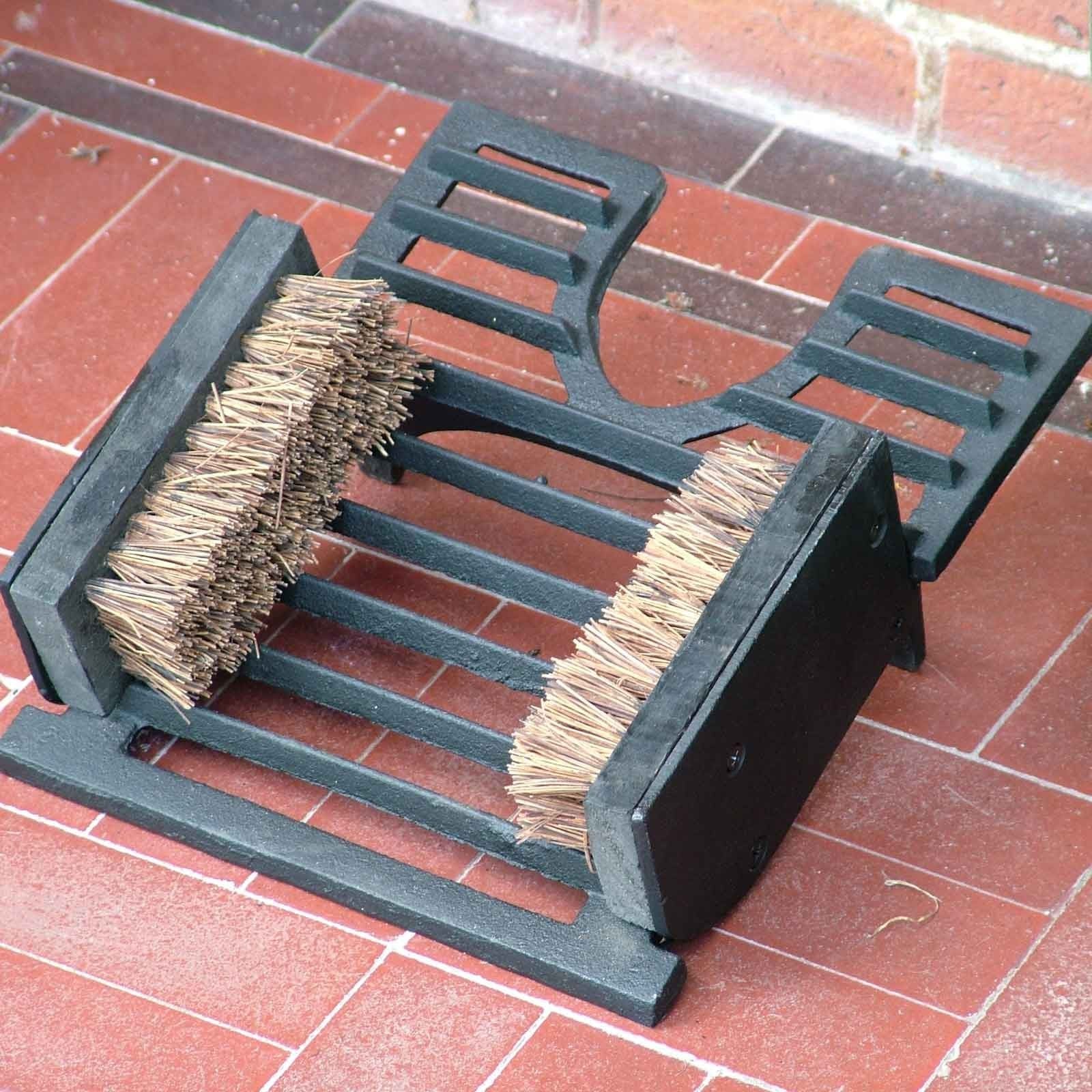Cast Iron Boot Brush and Jack Harrod Horticultural (UK)