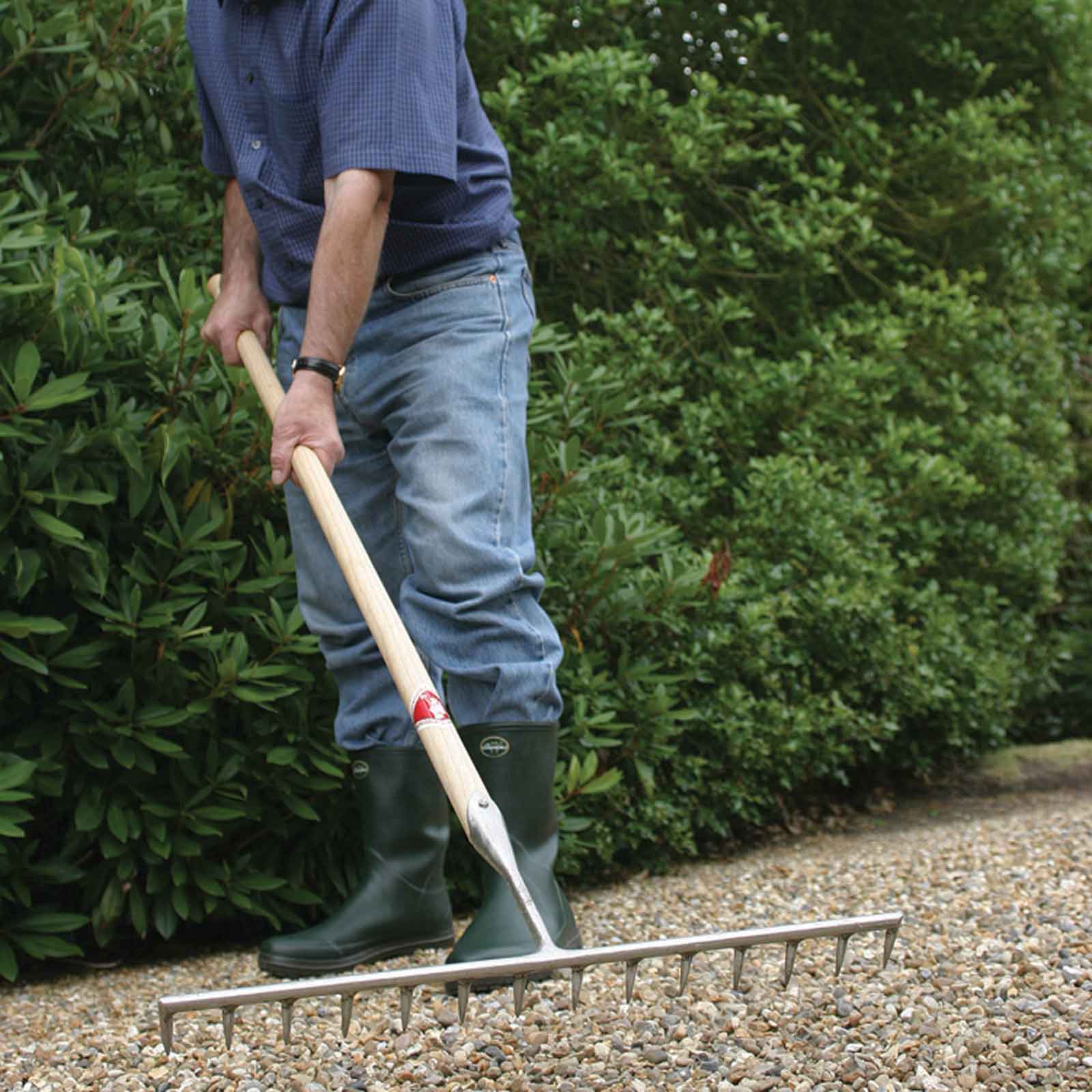 Sneeboer Gravel Rake - Harrod Horticultural (UK)